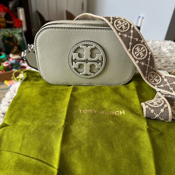 Tory Burch Mini Miller Crossbody Bag - NWT - Picture 1 of 4
